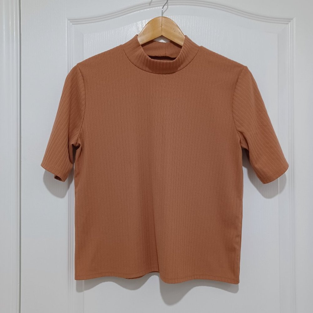 George - Crop top with mock neck